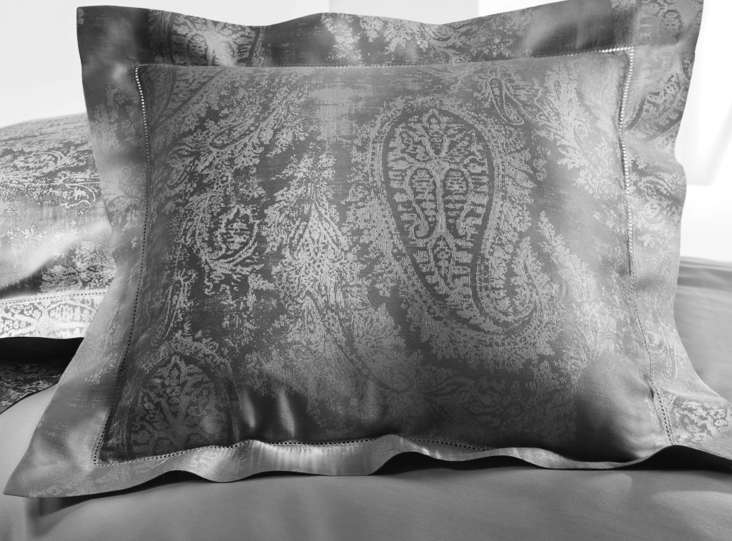 Paisley BettwÃ¤sche Mako Satin 155x220 Paisley Mako Satin BettwÃ